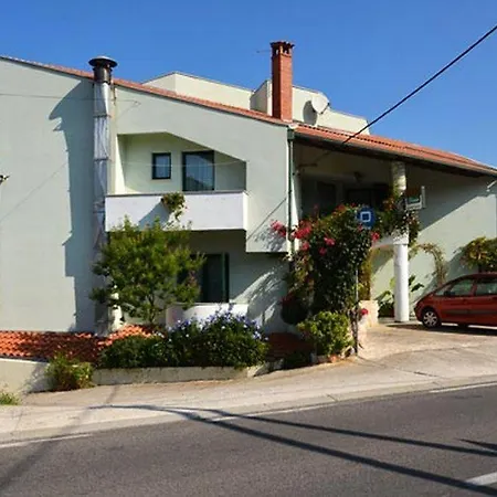 14116b Apartment